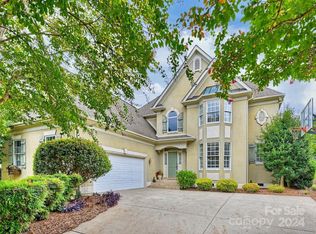 8711 Tullamore Park Cir, Charlotte, NC 28226