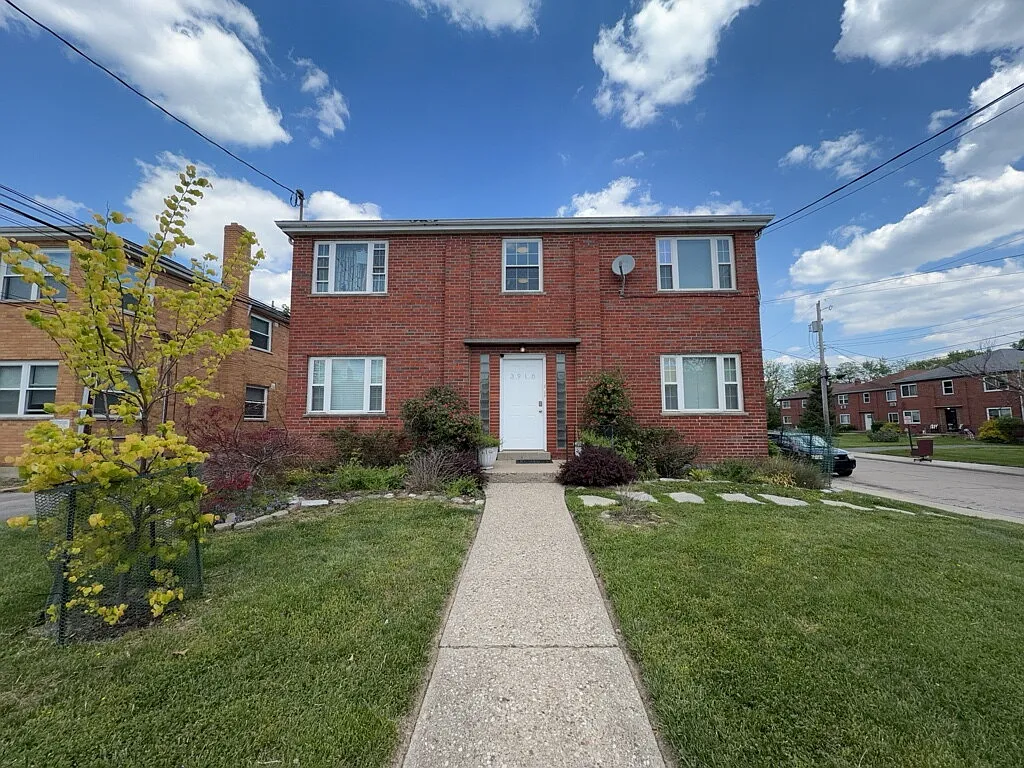 3918 E Gatewood Ln Apt 2 — Photo 1