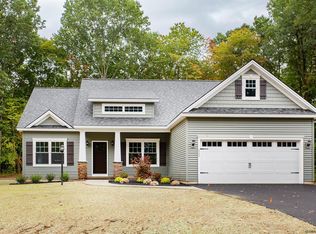 206 Patriot Hill Dr, Saratoga Springs, NY 12866