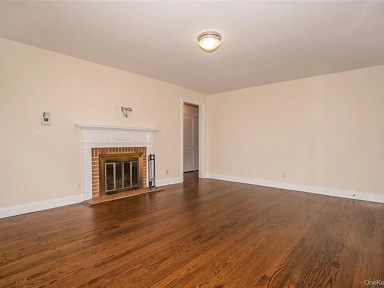 227 N Main St #1 — Photo 9