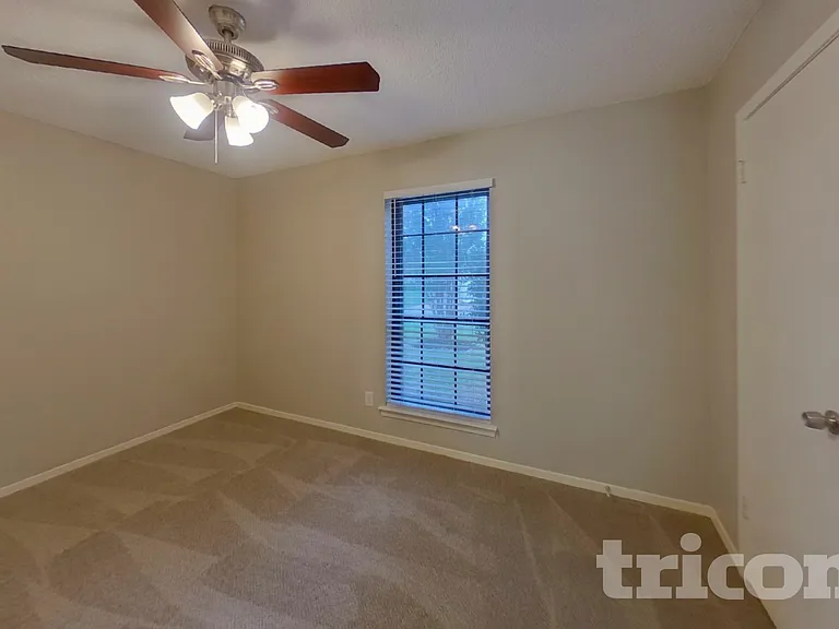3029 Meadowmoor St — Photo 13