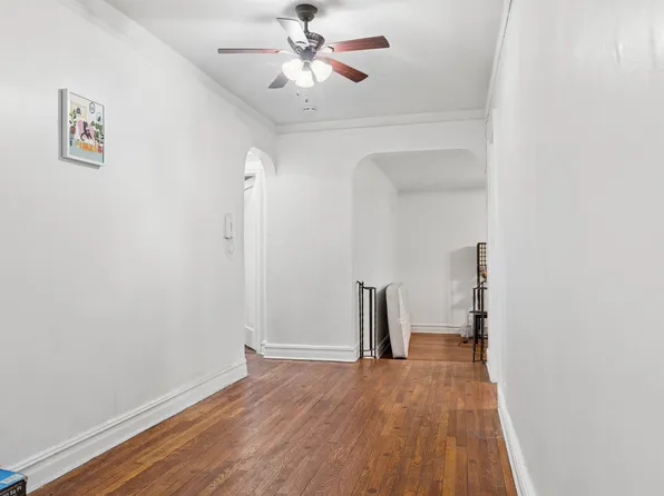 3220 Avenue H image 1 of 5