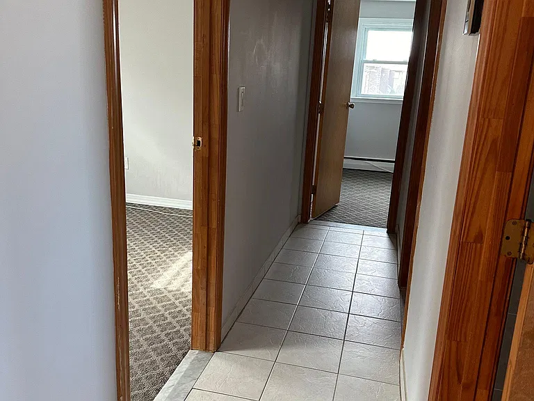 360 West Dr — Photo 8