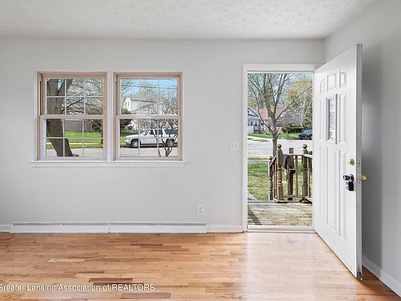 2nd image of 200 Rita Ave