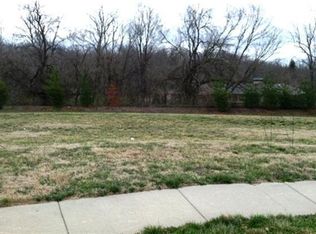 2812 S Ranch Dr, Springfield, MO 65804