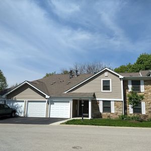 288 Pembridge Ln #2B, Schaumburg, IL, 60193