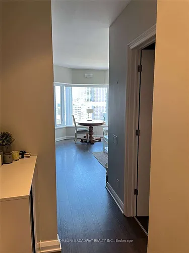 155 Yorkville Ave Photo 1
