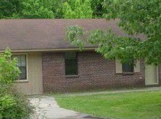 525 Grange Hall Rd, Vicksburg, MS 39180