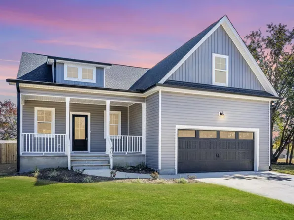 402 Champion St, Clayton, NC 27520