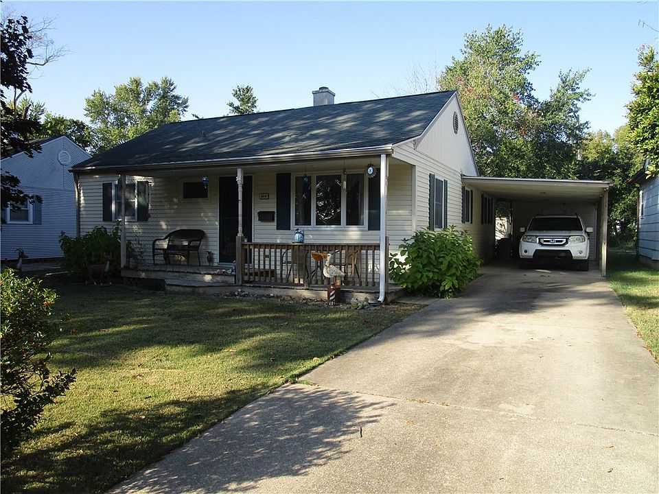 1st image of 604 Spruce St