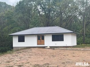 8327 W Tuscarora Rd, Mapleton, IL 61547