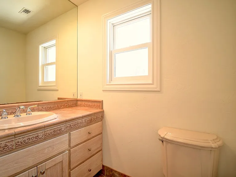 155B Nimitz Dr — Photo 15