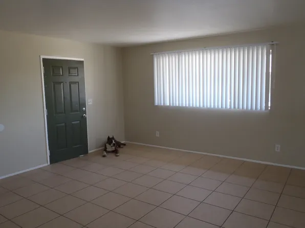 555 Sioux Dr APT D, Perris, CA 92570