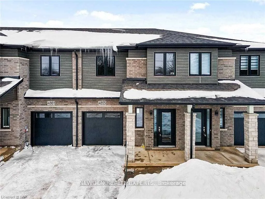 3 bed, $2,500 — Photo 1