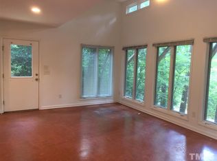 526-A Dogwood Dr, Chapel Hill, NC 27516