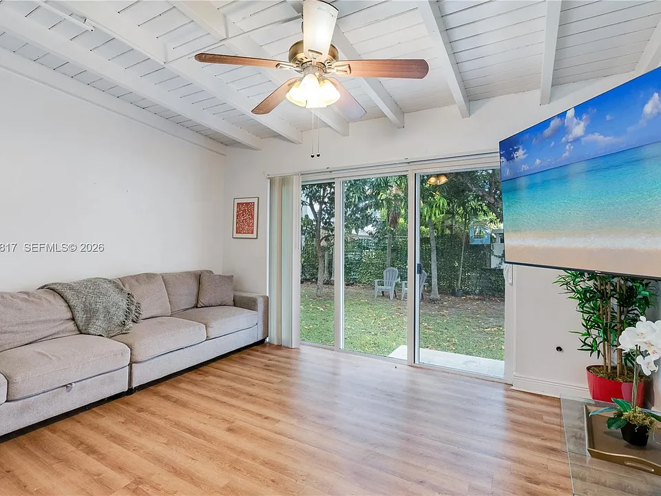 1238 NW 57th St