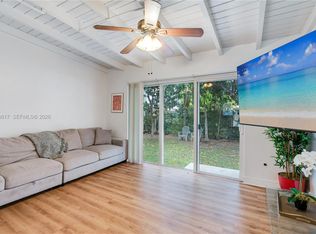 1238 NW 57th St, Miami, FL 33142