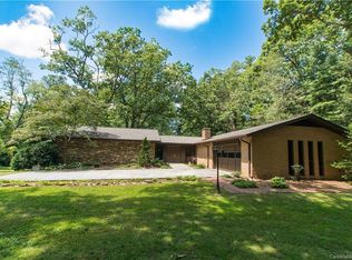1621 Greenville Hwy, Hendersonville, NC 28792