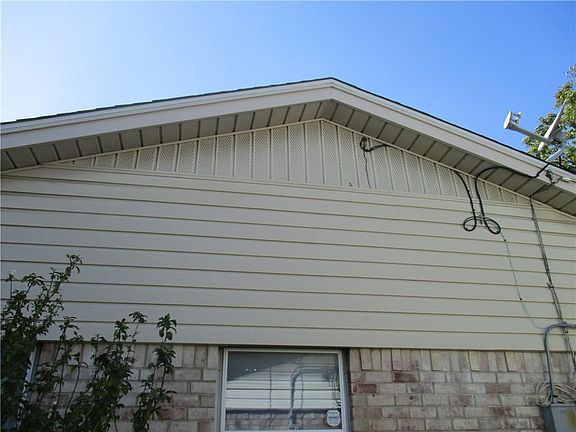 5th image of 1117 Shorecrest Dr