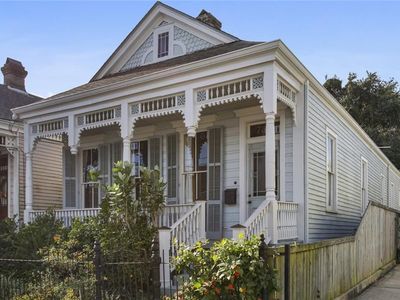 716 Valmont St, New Orleans, LA, 70115