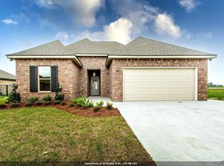 351 Ravensaide Dr, Houma, LA 70360