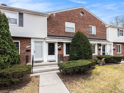 23122 Marter Rd, Saint Clair Shores, MI, 48080