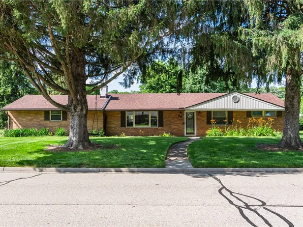 77 Lammers Ave, Dayton, OH 45459