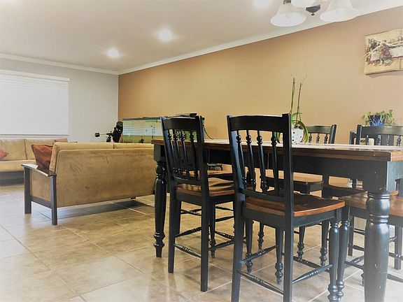 3rd image of 7057 Santa Teresa Blvd