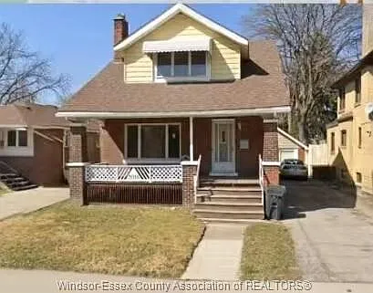 3016 Peter St