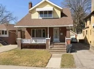 3016 Peter St, Windsor, ON N9C 1H1
