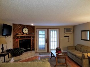 1093 Canyon Rd #406, Lake Delton, WI 53940