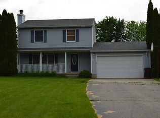 814 S Eifert Rd, Mason, MI 48854