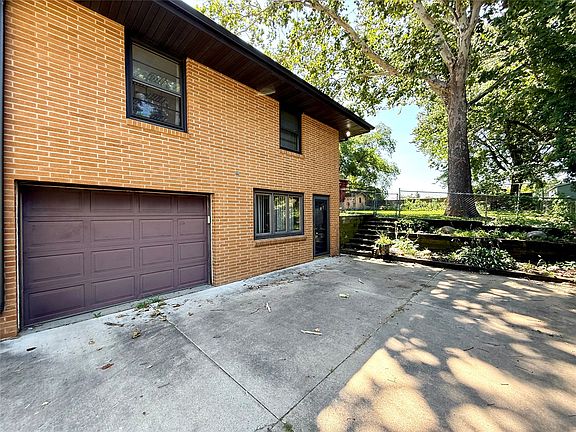 3rd image of 1780 NW 70th Pl