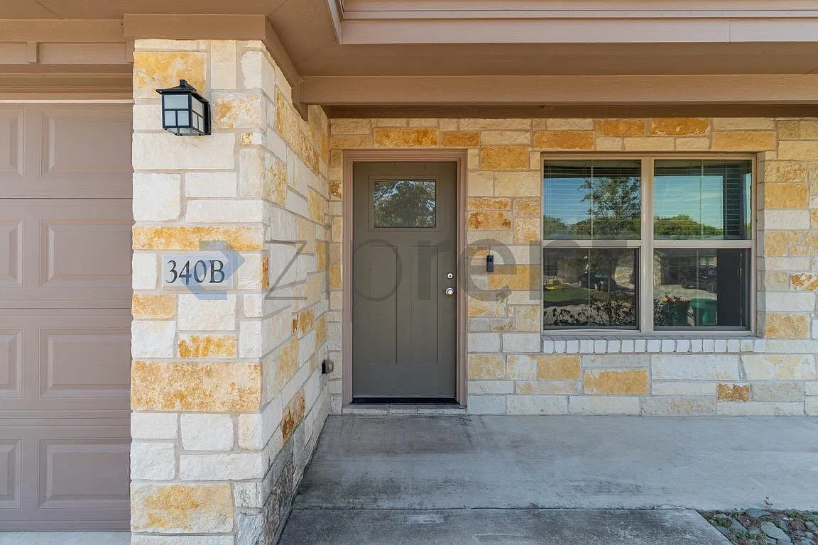 2 bed, 1150 sqft, $1,495 — Photo 1