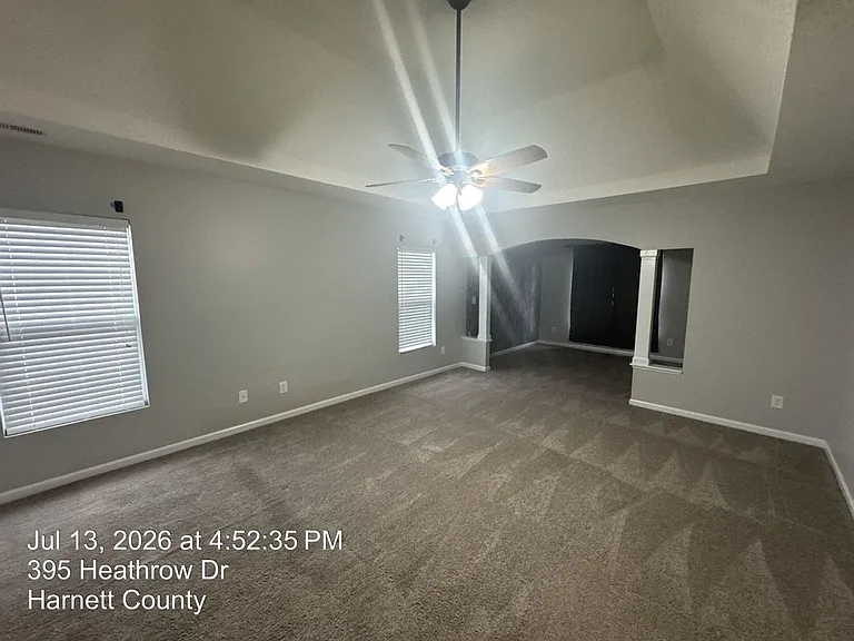 395 Heathrow Dr — Photo 25