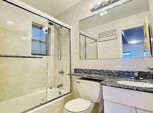 95 Allen St #5D, New York, NY 10002