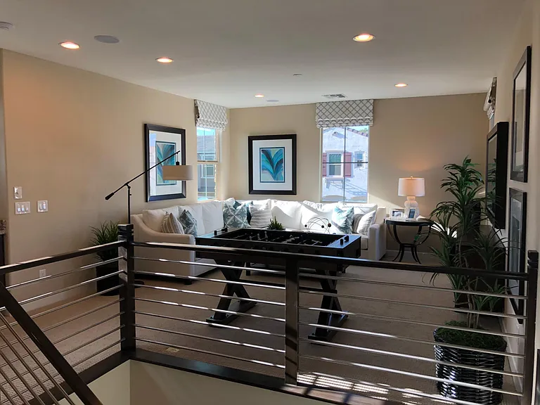 949 W Angel Dr — Photo 29