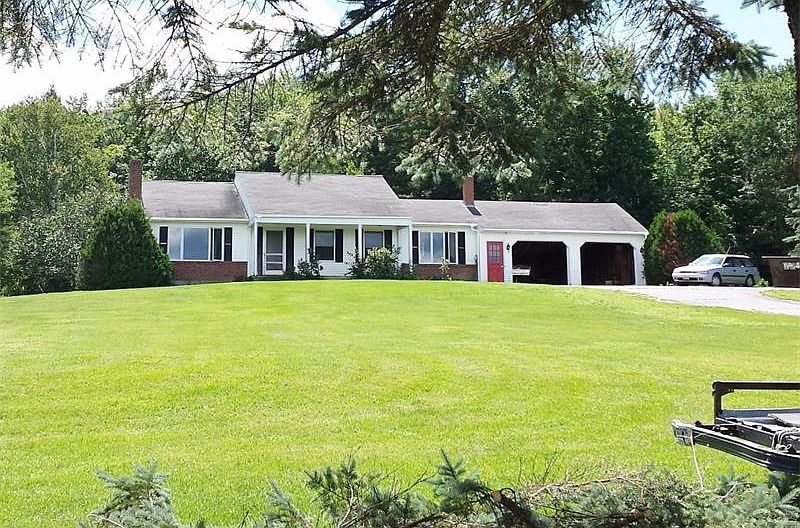 3 Bedroom, 1 bath home