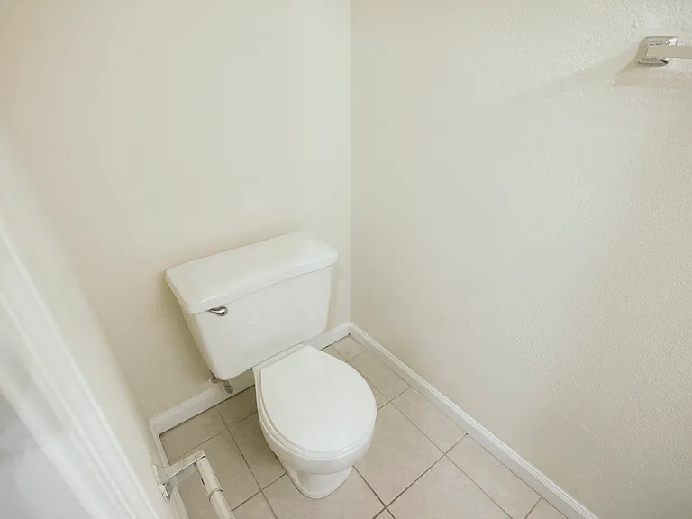Scandia Cir — Photo 25