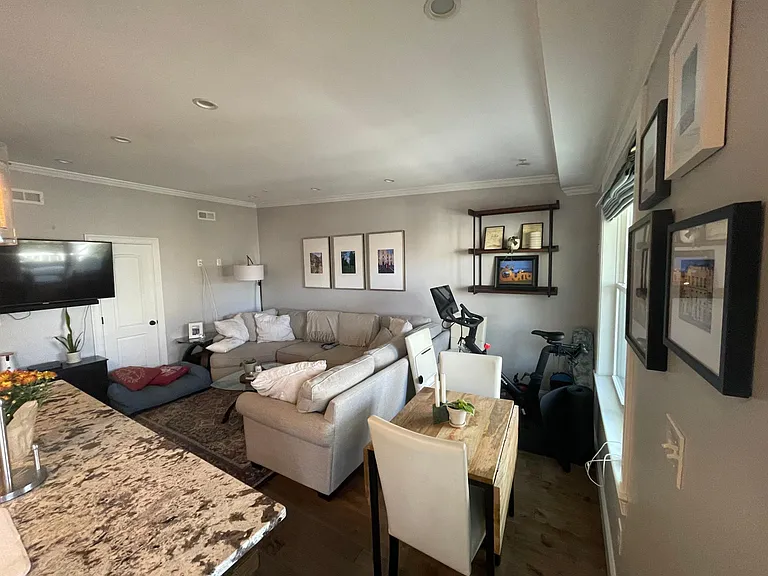 Living space (example with furniture)