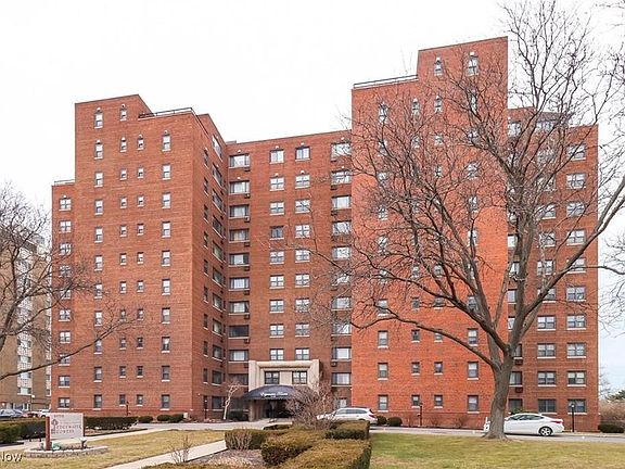 2nd image of 11720 Edgewater Dr APT 907