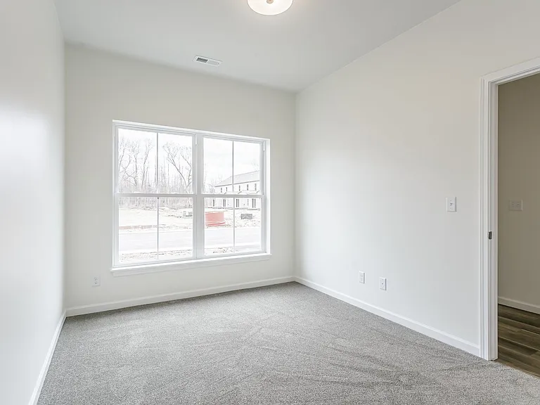 Fourmile Creek Apartments and Townhomes — Photo 3