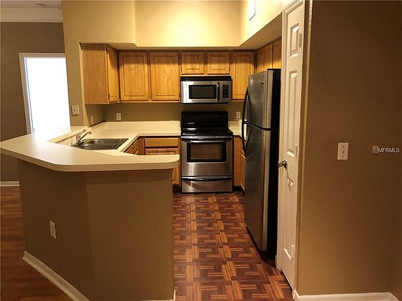 4th image of 13016 Plantation Park Cir APT 11111