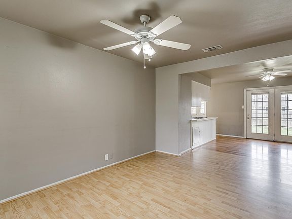 4th image of 317 Gardenia Ct