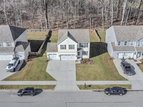 215 Mannaseh Dr W, Granville, OH 43023