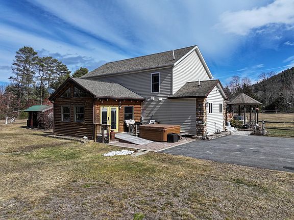 4th image of 1167 Trout Pond Rd