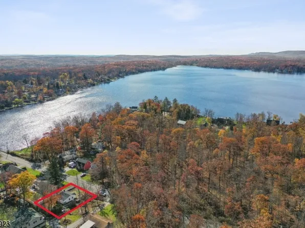 211 E Shore Culver Rd, Frankford Twp., NJ 07826