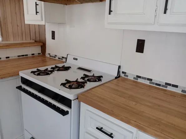 (undisclosed Address), Raton, NM 87740