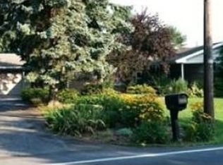 1181 Hillview Rd, Allentown, PA 18103