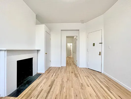 Rented by Parlor Real Estate Corp | media 2